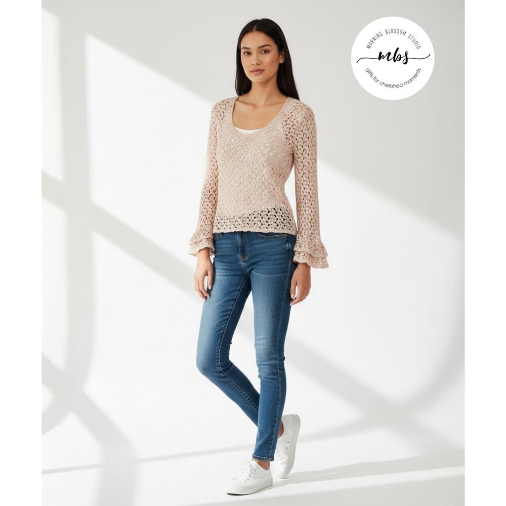 Free People Rochelle Gypsy Scoop Neck Bell Sleeve Crochet Top Light Pink Women M